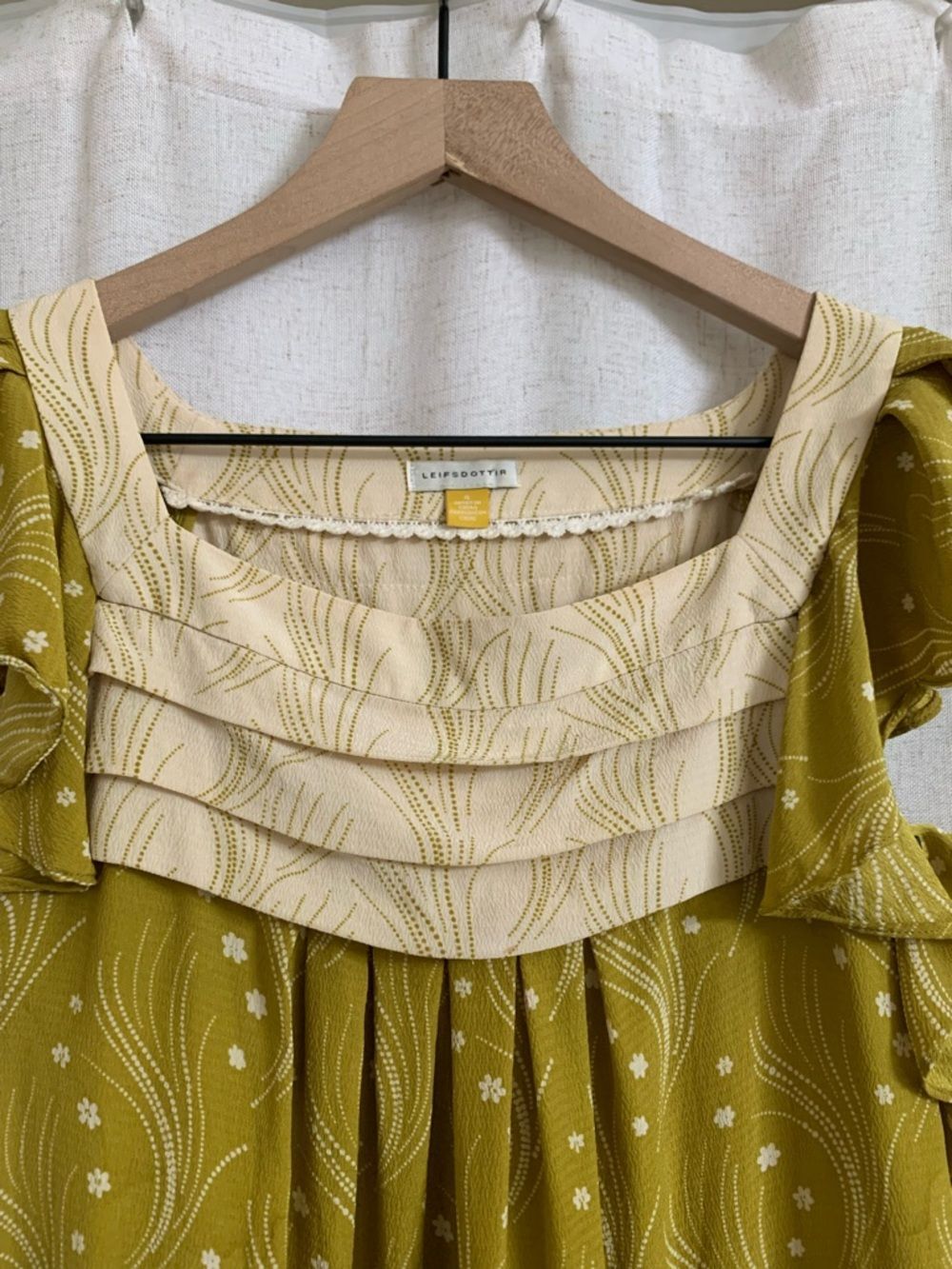 Leifsdottir Anthro 100% Silk Chartreuse Boho Ruffle Trim Women's Top 6 - Picture 2 of 8